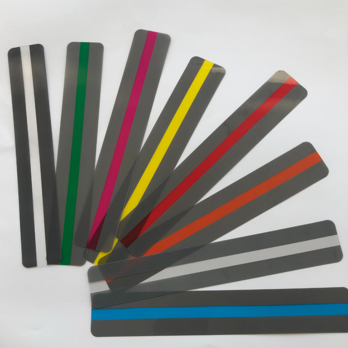 mini rainbow reading ruler 8 pack – mydyslexiashop